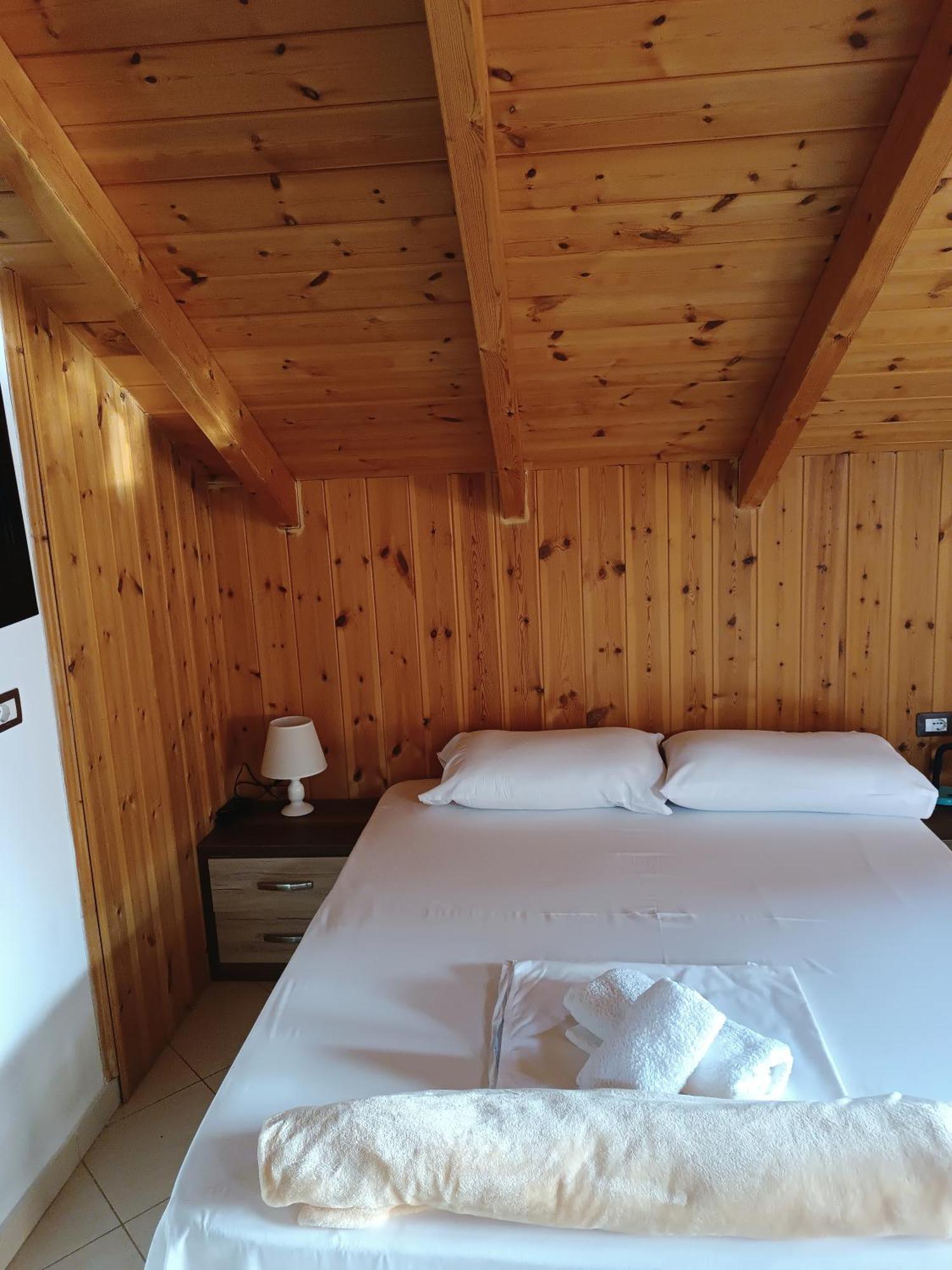 Guesthouse Eva Suite Berat Exterior foto